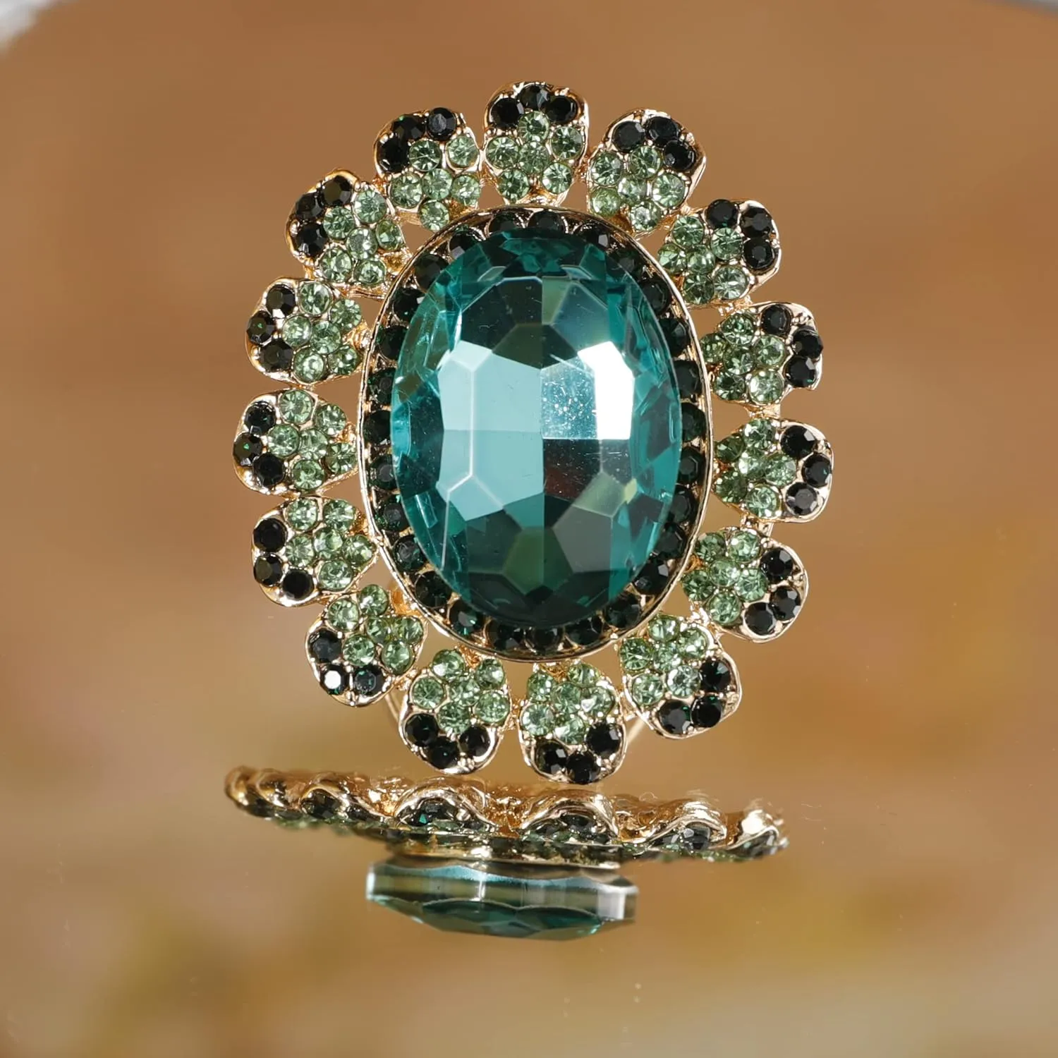 YERTTER Antique Gold Crystal Women Statement Ring Rhinestone Oval Ring Exaggerated Cocktail Ring Vintage Crystal Ring for Women Girls
